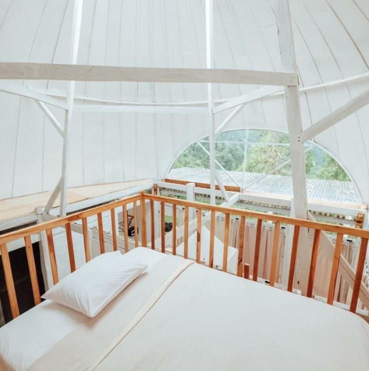 Manulalu Jungle Hotel Bajawa Kültér fotó